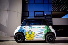 Arrivano a Bari le Piky Cargo, mini car elettriche per consegna e trasporto pacchi