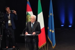 Il presidente Mattarella a Bari: «Collaborazione tra istituzioni fondamentale»