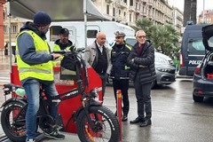 Ancora controlli a Bari su bici elettriche e scooter: 4 sottoposti a fermo