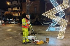 Operatori ecologici di quartiere al lavoro per una Bari più pulita