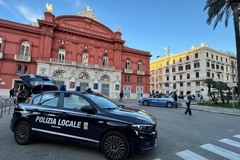 Vigile urbano aggredito in Via Capruzzi davanti alla famiglia, duri i sindacati: "Siamo in stato di guerra"