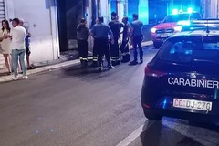 Misterioso rogo in uno showroom di Ceglie: fiamme devastano il locale