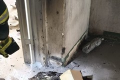 Fiamme nel Centro di Permanenza di Palese: intervento dei Vigili del Fuoco