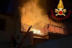 Incendio in un appartamento a Capurso: intervenuti i Vigili del Fuoco di Bari - FOTO