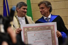 Laurea honoris causa ad Alberto Angela: «Divulgazione fondamentale per capire le notizie»