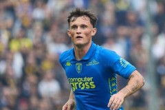 Centrocampo SSC Bari, si riapre la pista Henderson