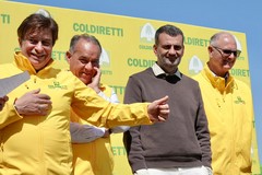 Decaro e Paolicelli incontrano gli agricoltori alla manifestazione di Coldiretti a Bari