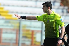 Matteo Gualtieri arbitra Bari-Cosenza: statistiche e precedenti