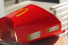 Chiuso il McDonald's di via Sparano, l'azienda ammette: "Temperature proibitive nel ristorante"
