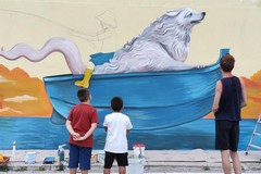 A San Girolamo arrivano due nuovi murales, tra i protagonisti c'è il cane di quartiere Henry