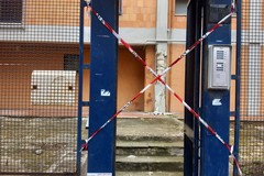 Palazzina a rischio crollo, evacuate otto famiglie