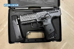 In casa aveva una pistola pronta a sparare. In manette un 55enne