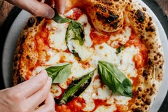 Bari è la città con la margherita più economica e le pizzerie più amate