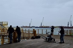 Porto di Bari, in corso le riprese della fiction "Il Patriarca" di Claudio Amendola