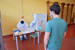 Incoraggiante nuovo calo degli attualmente positivi al Covid in Puglia