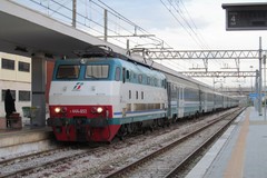 Trenitalia, dal 10 al 14 giugno collegamenti Bari-Roma con soluzioni combinate