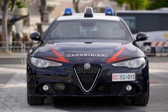 Colti a rubare un'auto, arrestati un 40enne e un 23enne a Bari