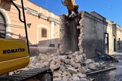 Carbonara, via alla demolizione in via Principessa Iolanda. Scaramuzzi: "Rivoluzione nella viabilità di zona"