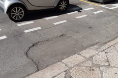 Bari, pista ciclabile in corso Vittorio Emanuele a rischio caduta?
