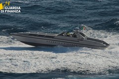 In un anno e mezzo oltre 5500 controlli sulla costa e 1400 violazioni: il bilancio della Guardia di Finanza di Bari