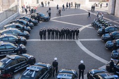Bari potenzia la Polizia Locale: presentate le nuove 35 autovetture - FOTO