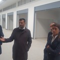 Bari, terminati i lavori nel nuovo mercato di via Amendola. Pronti 29 box e e 50 posti auto