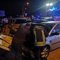 Bitritto, si schianta contro le auto in sosta. Ferito conducente