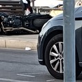 Impatto auto-moto a Santo Spirito: traffico in tilt sul lungomare