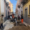 Carbonara di Bari, in via Foscolo lavori in corso per la fogna bianca