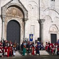 Con la processione a Bari vecchia si apre la sagra di San Nicola