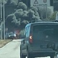 A fuoco autobus FSE: paura sulla statale 100 all'altezza di Casamassima