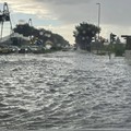 Maltempo su Bari: strade allagate nei quartieri a Nord - VIDEO