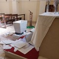 Vandali al cimitero di S.Spirito: «Nessuna sottrazione di ostie consacrate»