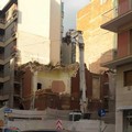 Giù l'edificio storico di via Calefati, il Tar di Bari dà l'ok all'abbattimento