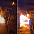 Tre ambulanze in fiamme, incendio vicino alla chiesa di San Gabriele a Bari