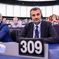 Riarmo Unione Europea, Antonio Decaro ha votato a favore