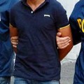Bari, armato di coltello ruba in un supermercato. Ladro 33enne arrestato da poliziotto fuori servizio