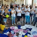 Vaccini, protesta sotto la sede del Consiglio regionale