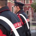 Ricettazione, possesso d'armi e maltrattamenti: due arresti dei carabinieri a Bari