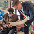 Japigia festeggia i 101 anni di nonno Angelo, un bresciano  "trapiantato " a Bari