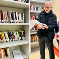 Inaugurata la biblioteca del reparto di nefrologia al Policlinico di Bari: oltre 100 libri donati