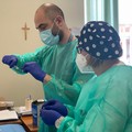 Vaccini anti-Covid, da domani in Puglia prenotazione online per gli under 60 con patologie