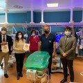 Policlinico di Bari, culla di trasporto riscaldante donata al reparto di neonatologia
