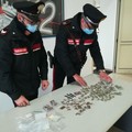 Bari, nascondeva più di 80 dosi di hashish e marijuana: arrestato 24enne