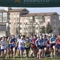 Anche a Bari si corre la staffetta “Una squadra per la ricerca”, l'Esercito in pista