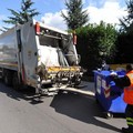 Schiacciato da un camion muore operaio 54enne