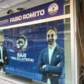 Bari, vandalizzato il comitato di Romito