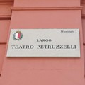 Bari, ecco largo  "teatro Petruzzelli "