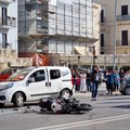 Incidente auto-moto in zona porto, uomo in ospedale