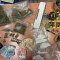 Spaccio di droga, quattro arresti. Scoperti due laboratori domestici